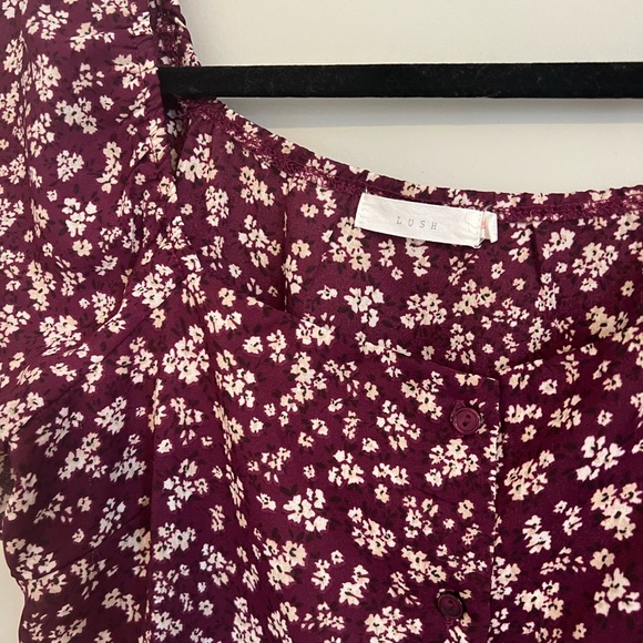 NWOT Lush Dark Burgundy Floral Button Up Blouse - Picture 2 of 5